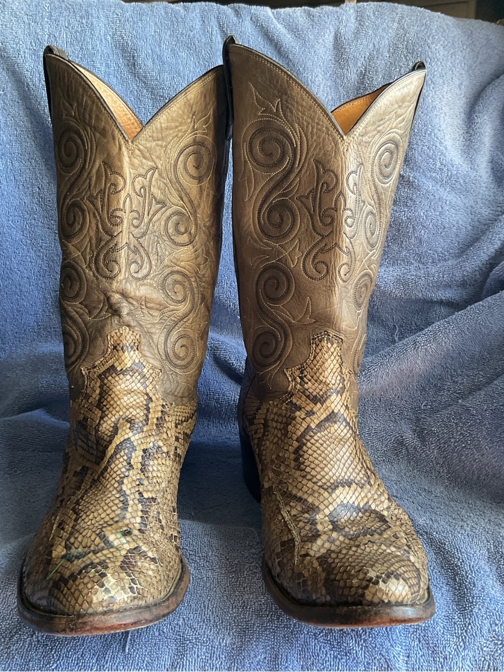 Justin Vintage Tan/Brown Genuine Python Snakeskin- Leather Cowboy Boots Good.